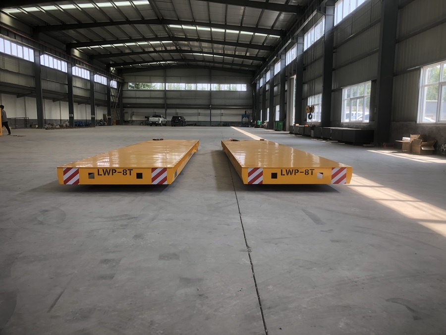 陜西客戶定制載重8噸無(wú)軌電動(dòng)平車(chē)